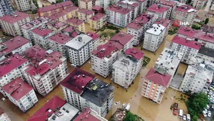 Sel sonrası göle dönen Arhavi böyle görüntülendi