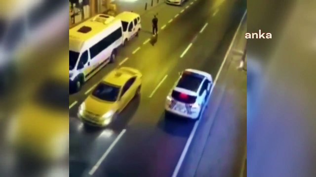 Önce Annesini Yaraladı, Polise de Bıçakla Saldırınca Vurularak Durduruldu