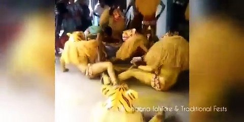Muharram special Pedda Puli dance clip