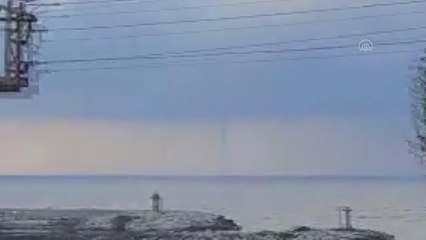 Denizde hortum oluştu