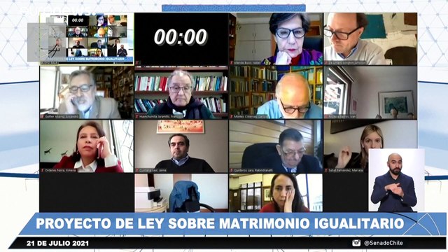 Chile aprueba el matrimonio igualitario en el Senado, un proyecto que incluye la adopción