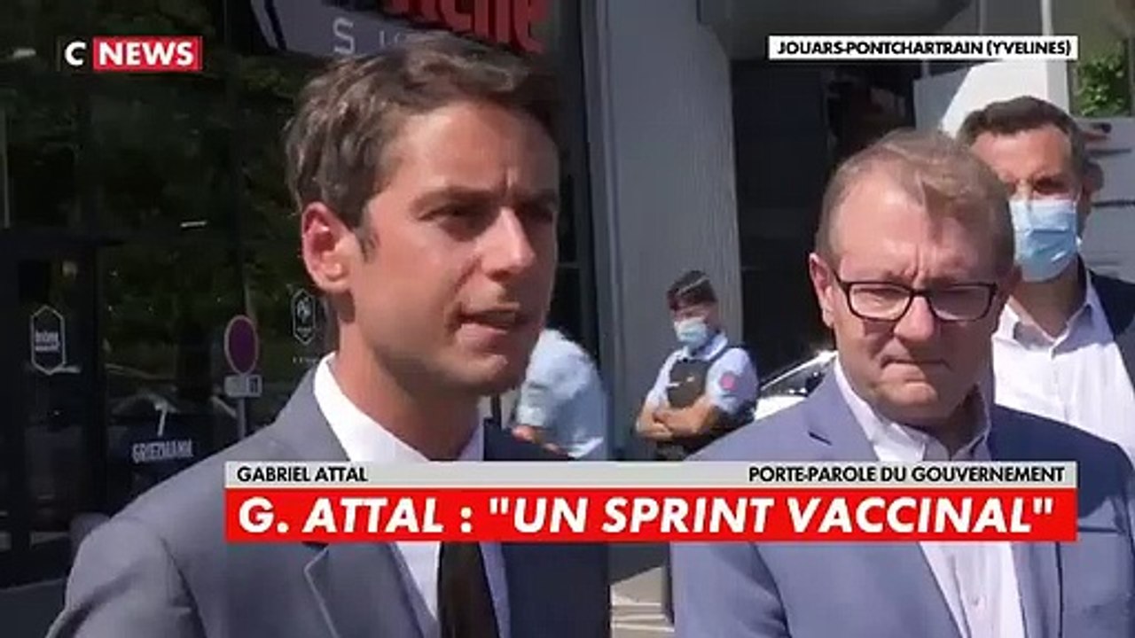 Gabriel Attal sur les possibles fraudes au pass sanitaire dans les restaurants: "Les Français seront responsables. Il y aura des contrôles d’identité réalisés par les forces de l’ordre" - VIDEO