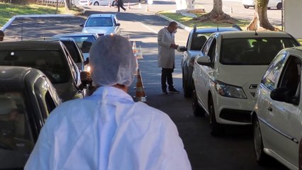 Vacinação tem grande movimento nesta quinta em Apucarana