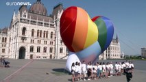 L'Ungheria promette un referendum sulla legge anti LGBT