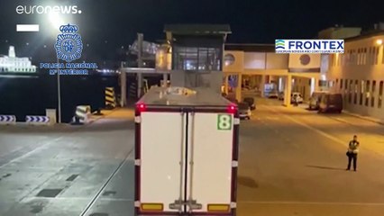 Interceptados cinco menores camuflados en un camión en Ceuta