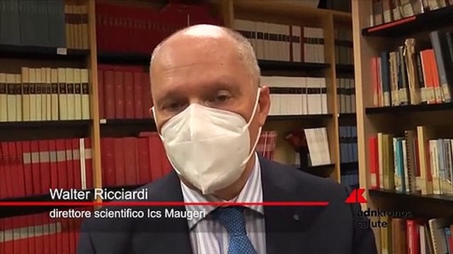 Ricciardi: Ingresso nei luoghi pubblici con green pass