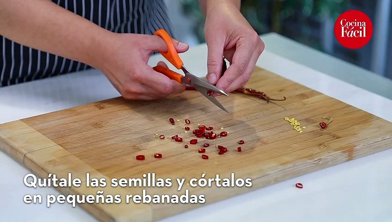 Salsa de chile de árbol y whisky | Cocina Fácil