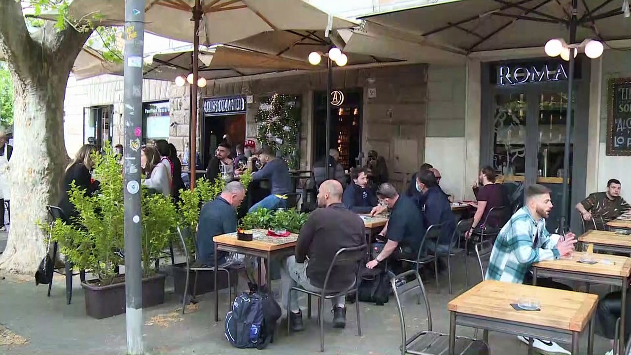 Nur noch geimpft oder getestet ins Café: Italien verschärft Corona-Kurs