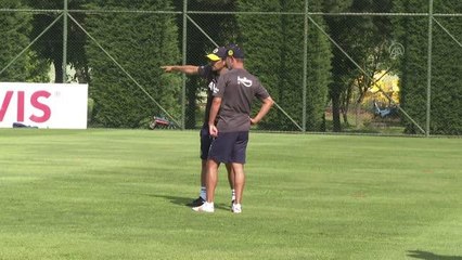 Fenerbahçe'de yeni sezon hazırlıkları sürüyor