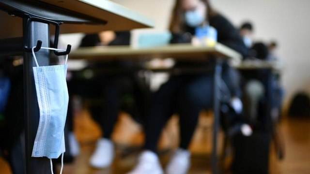 Uzmanlardan korkutan uyarı: 4. dalga kapıda, yüz yüze eğitim tehlikede