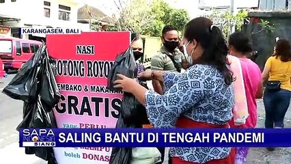 Sejumlah PNS dan Pengusaha di Bali Turun ke Jalan Bagikan Nasi Bungkus Gratis