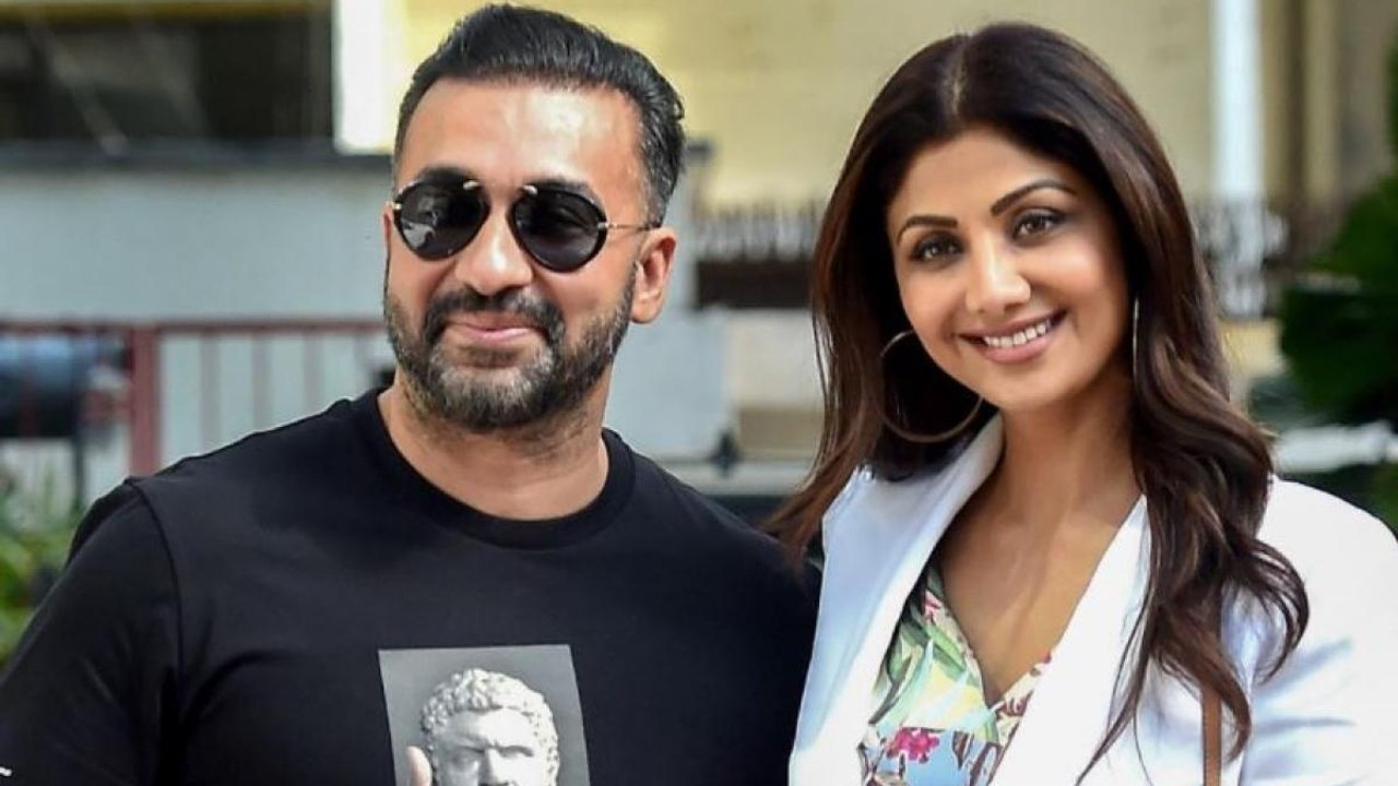 Mumbai crime branch raids Shilpa Shetty's house