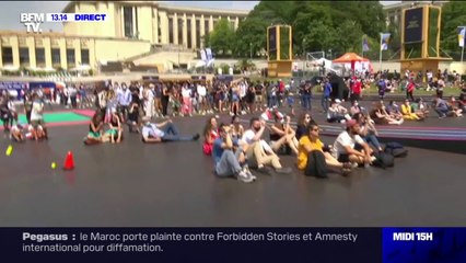 Une fan zone s'est installée ce vendredi, place du Trocadéro à Paris, pour les J.O. de Tokyo