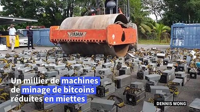 Bitcoin: en Malaisie, un millier de machines de minage détruites au rouleau-compresseur
