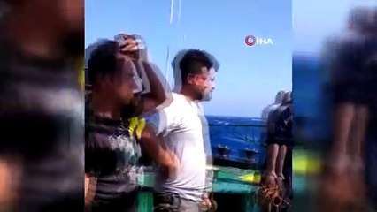 - MSB: “Kaş'ın 161 mil güneybatısında 45 kişinin bulunduğu bir tekne battı”