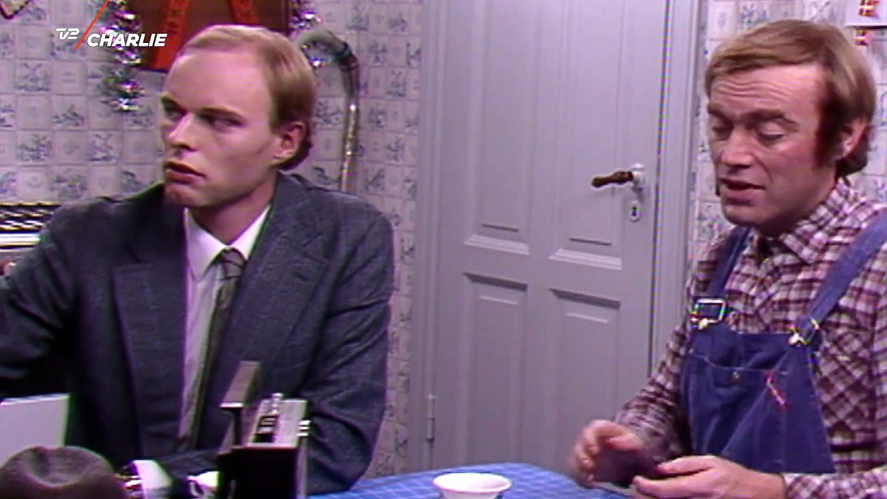 TV-SPOT | The Julekalender | 1. - 24. December | Hver aften frem til jul på TV2 Charlie | Sendt i 2017 | Lang Version | TV2 Danmark