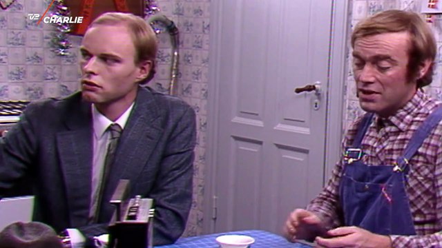 TV-SPOT | The Julekalender | 1. - 24. December | Hver aften frem til jul på TV2 Charlie | Sendt i 2017 | Lang Version | TV2 Danmark