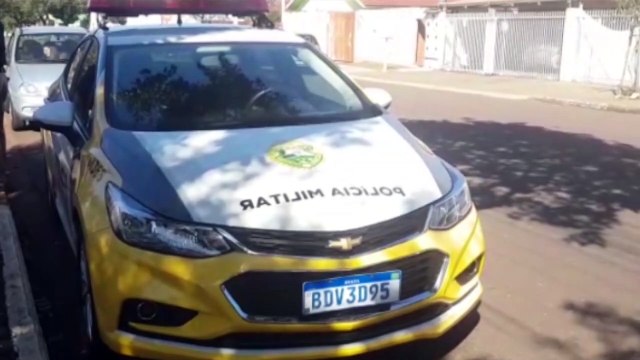 Ladrões aterrorizam idosa em assalto à residência no Maria Luiza