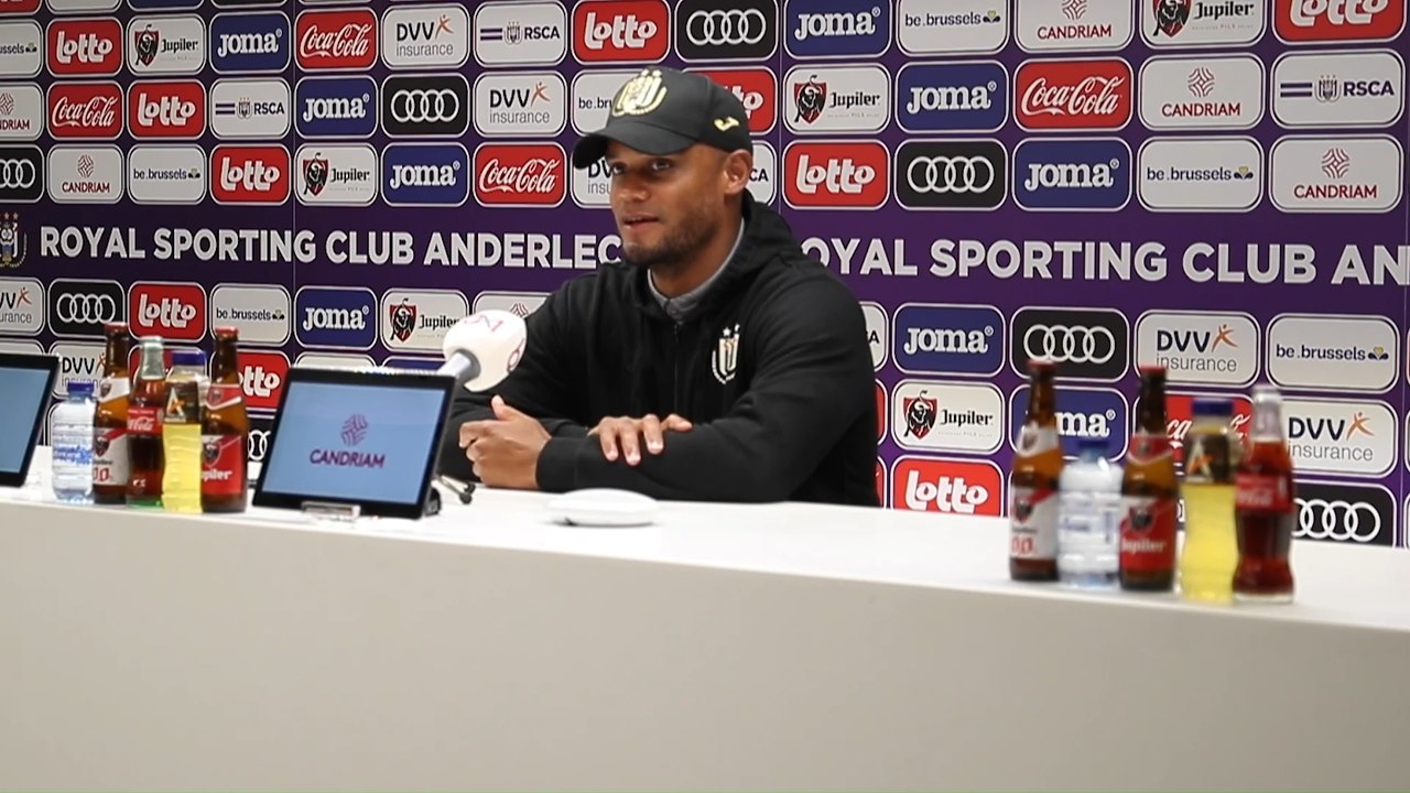 Vincent Kompany avant le match entre le RSCA Anderlecht et l'Union Saint-Gilloise