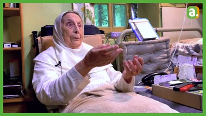 À 99 ans, elle reçoit, des personnes mal dans leur peau