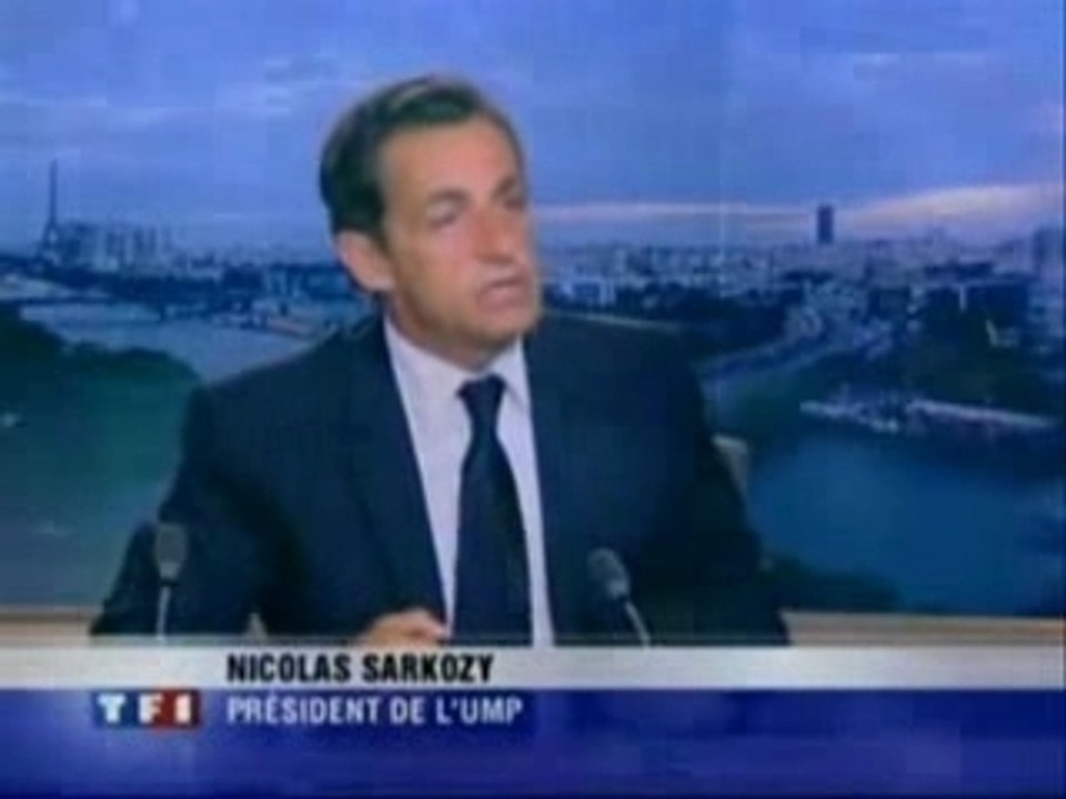SARKOZY ET CLAIRE CHAZAL PARODIE MDR