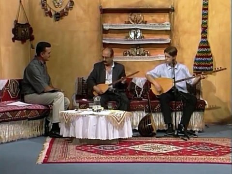 ENGİN NURŞANİ Zaman mı Hızlandı Vakit Bir Başka