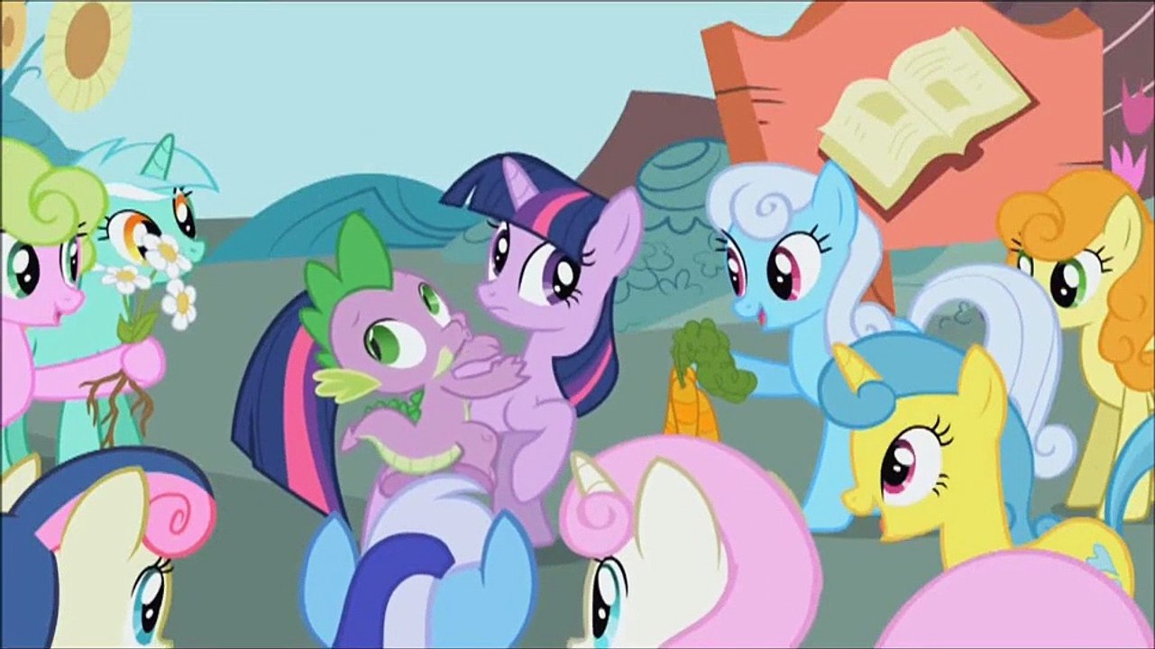 The Ticket Master chase scene - Benny Hill Theme