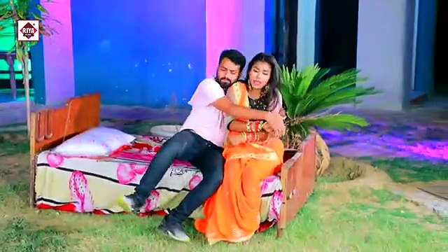 @Video - ना सोयरी में चुम्मा देहब ए राजा _ @Tunna Tarzan __ Na Chumma Dehab A Ra