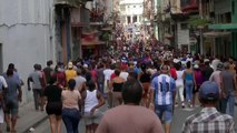 쿠바, 코로나 發 생계난으로 수십 년 만에 반정부 시위 / YTN