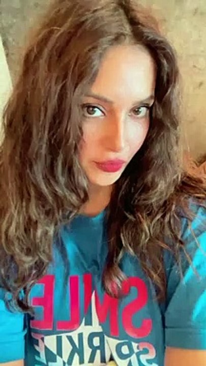 Bipasha Basu Love | Bold Face