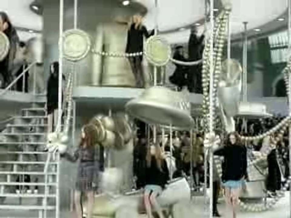 Final du défilé Chanel automne-hiver 2008-2009