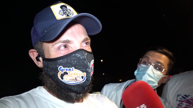 En las inmediaciones de Mediaset: Así ha celebrado Antonio David Flores el triunfo de Olga Moreno