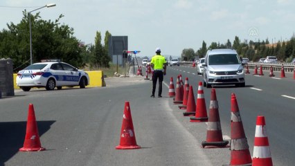 ANKARA - Bayram tatili dönüşünde trafik denetimleri sürüyor