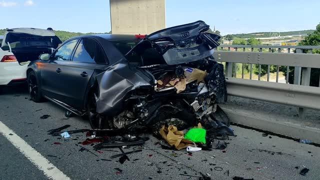 Son dakika haber... Eyüpsultan'da zincirleme trafik kazasında 4 kişi yaralandı Eyüpsultan,TRAFIK KAZASI,