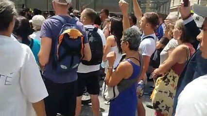4300 personnes ont défilé contre le pass sanitaire à Marseille ce samedi