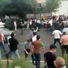 İran'da 15 Temmuz'dan bu yana devam eden gösterilere müdahale