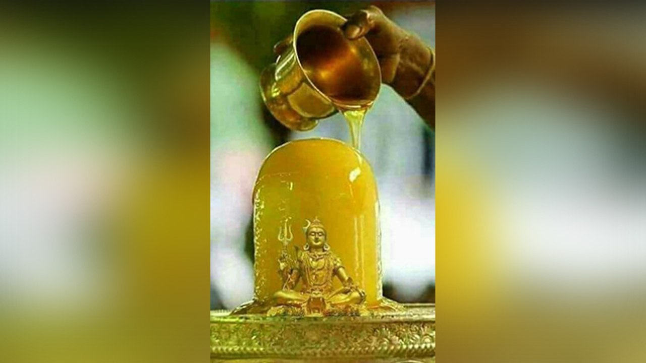 Sawan 2021: सावन के हर सोमवार भगवान शिव को चढ़ाएं ये चीज, हर मुराद होगी पूरी | Boldsky