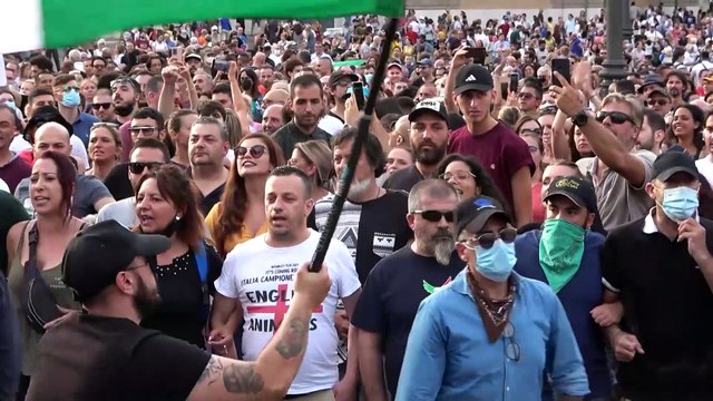 No Green Pass day, il corteo a Roma: momenti di tensione