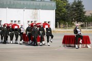 Son dakika haber... GAZİANTEP - Fırat Kalkanı Harekatı bölgesinde şehit olan iki askerin cenazesi memleketlerine uğurlandı