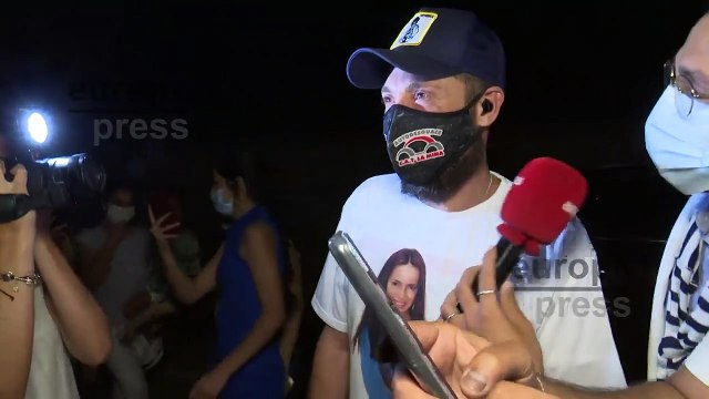 Con esta actitud desafiante celebró Antonio David Flores el triunfo de Olga Moreno en 'Supervivientes'