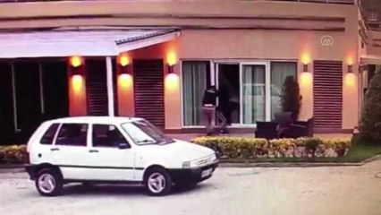 Avcılar'da iş yerinden hırsızlık yaptıkları öne sürülen 2 şüpheliden biri yakalandı