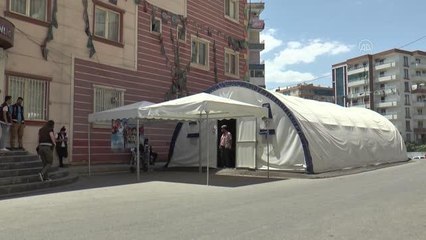 DİYARBAKIR - Oturma eylemini sürdüren Diyarbakır anneleri evlatlarını istiyor