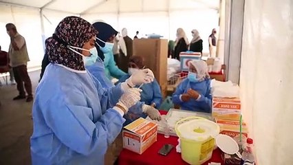 مراكز ميدانية للتلقيح في العاصمة الليبية بعد تسارع تفشي كوفيد-19