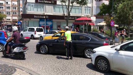 ÇANAKKALE - Feribot iskelelerinde tatilcilerin dönüş yolculuğu sürüyor