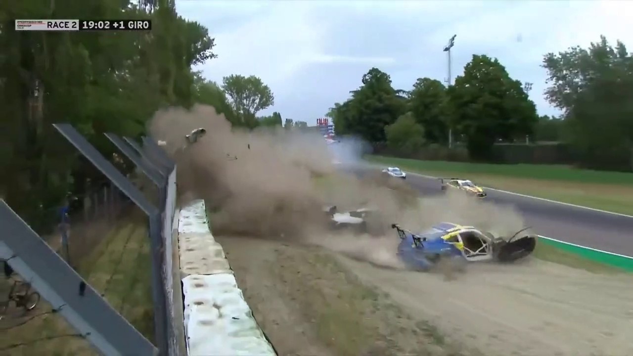 Porsche Carrera Cup Italia 2021 Race 2 Imola Massive Crash Iaquinta Levorato