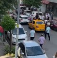 GAZİOSMAPAŞA'DA YAYAYA ÇARPAN SÜRÜCÜYE LİNÇ GİRİŞİMİ