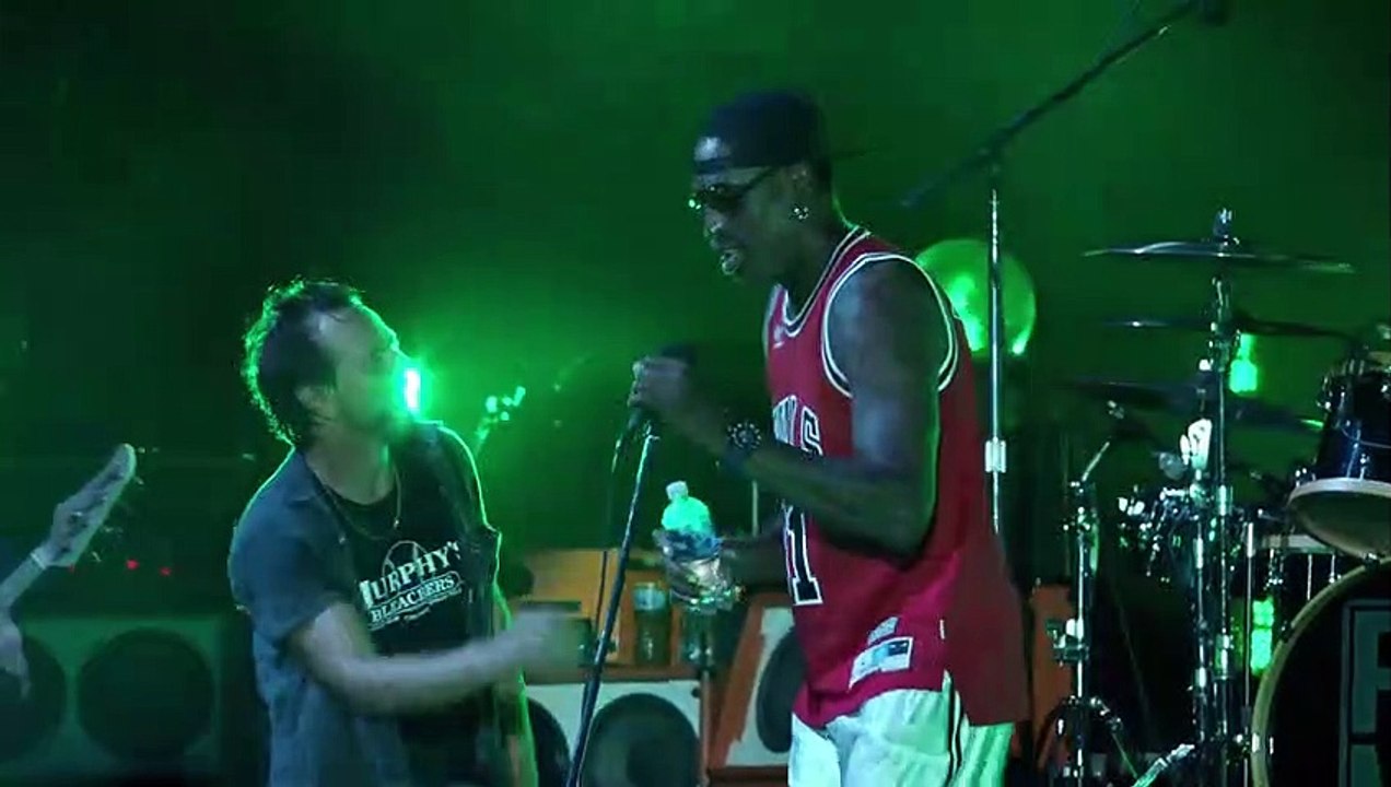 Black, Red, Yellow Pearl Jam (live) video Dailymotion