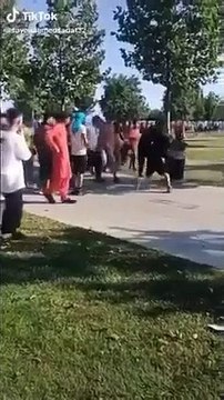 İstanbul'da ''birileri'' kavga etti! Ortalık savaş alanına döndü