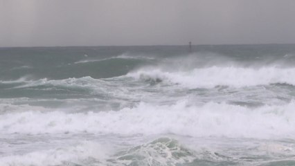 [날씨] 오늘도 찜통더위...태풍 '네파탁', 일본으로 / YTN