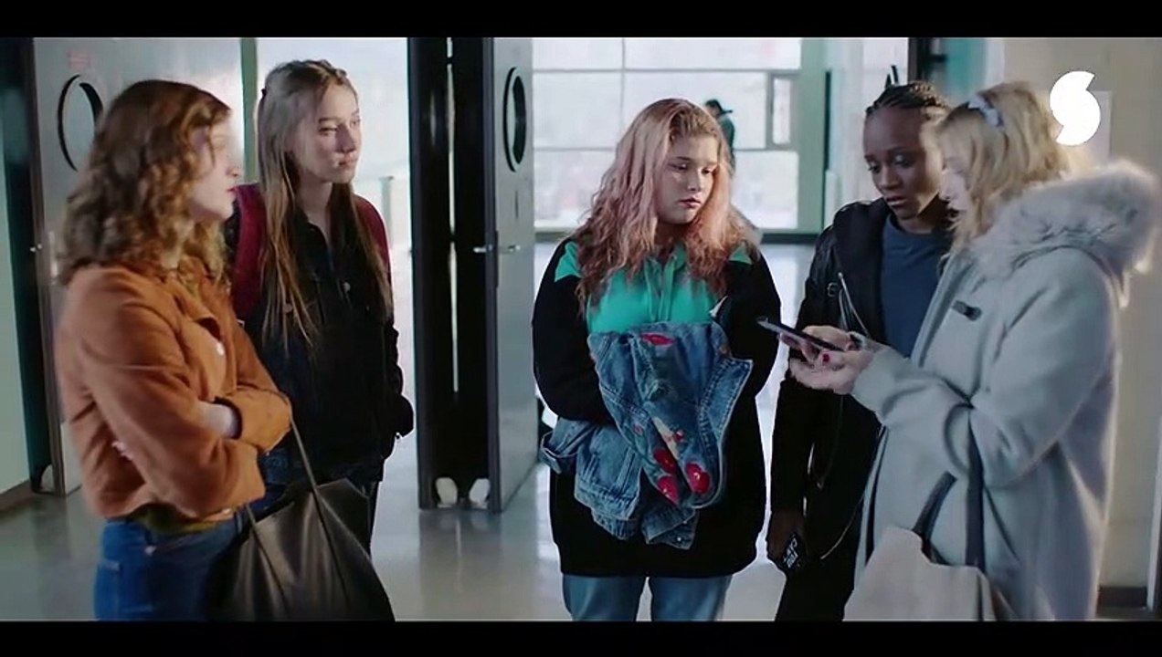 SKAM FRANCE EP.3 S2  Lundi 8h01 - Après coups